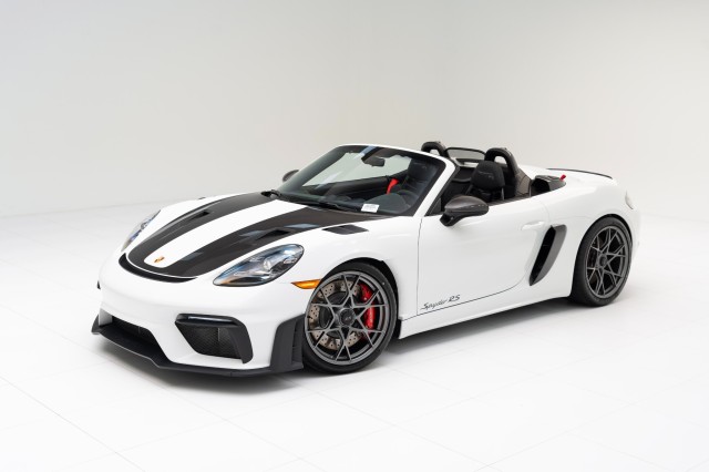 2025  718 Spyder RS in , 