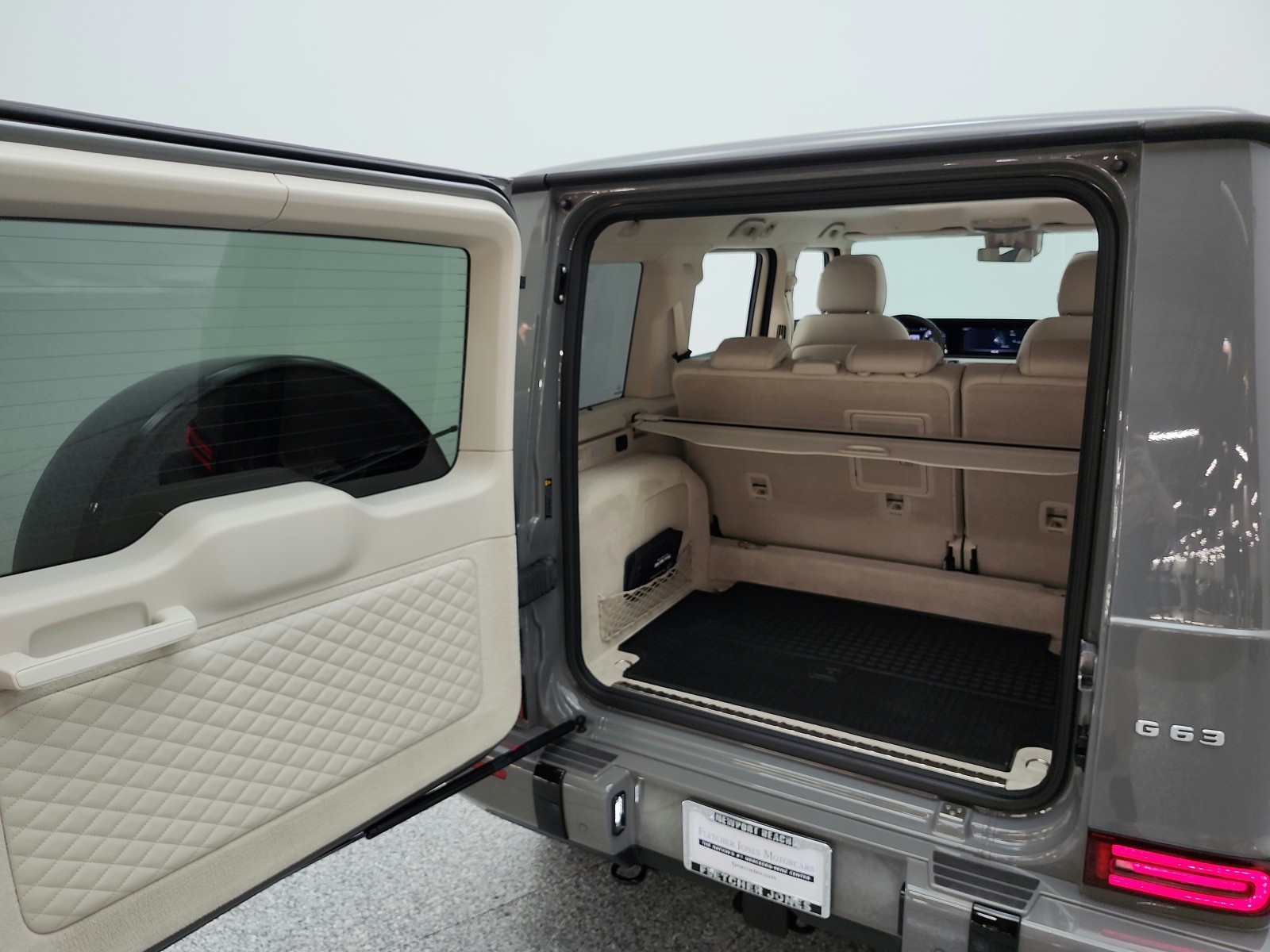 Used 2024 MANUFAKTUR Arabian Grey Mercedes-Benz AMG® G 63 4MATIC SUV image 22