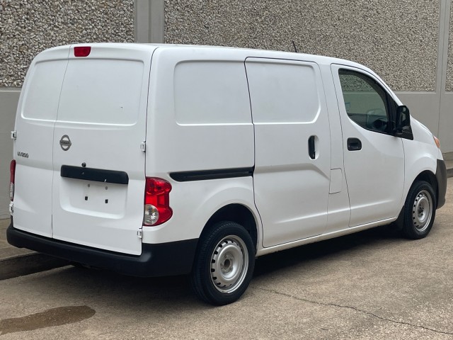 2016 Nissan NV200 S 6