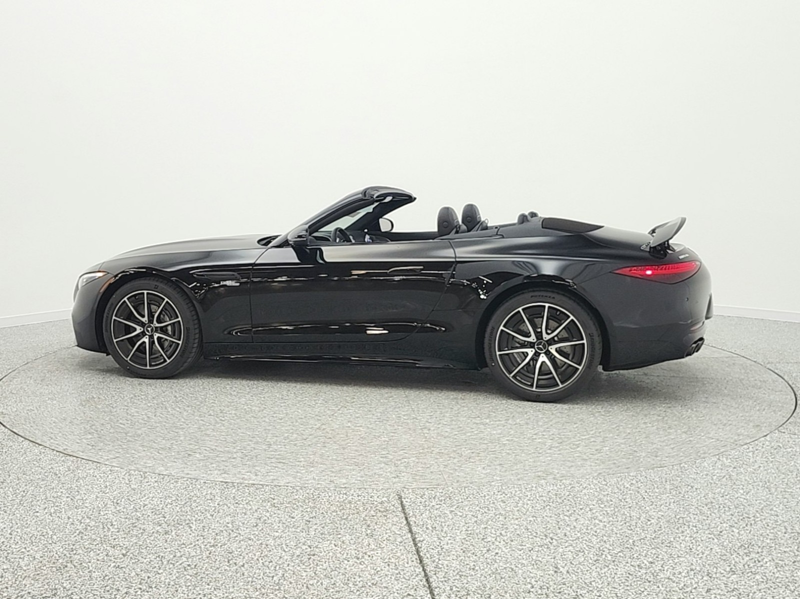 New 2026 Obsidian Black Metallic Mercedes-Benz AMG® SL 43 image 8