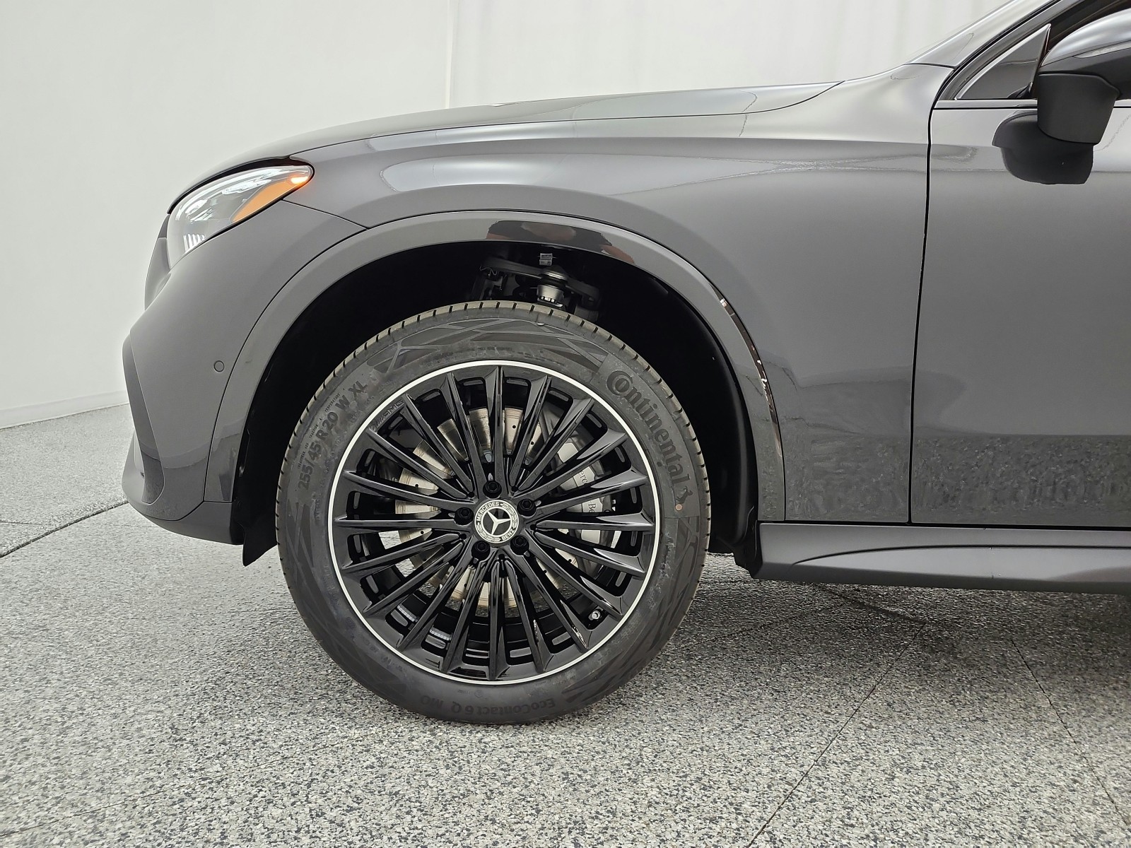 New 2027 Graphite Grey Metallic Mercedes-Benz GLC 300 4MATIC® Coupe image 13