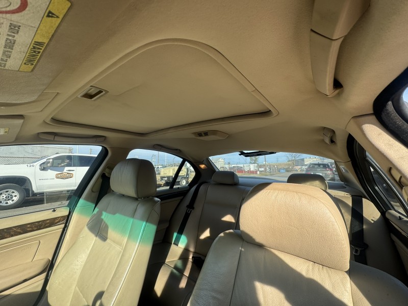 1999 BMW 3 Series 323i Sedan in , 