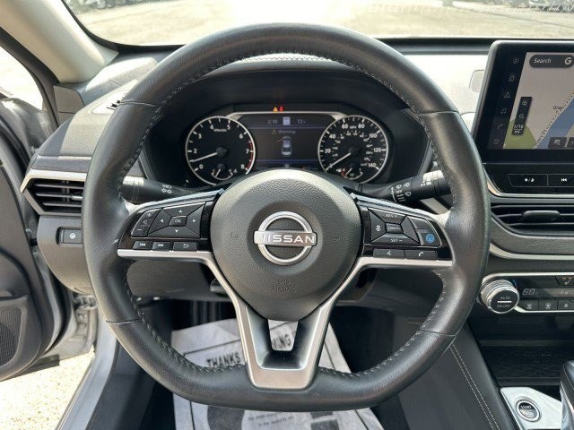 2023 Nissan Altima 2.5 SL 10