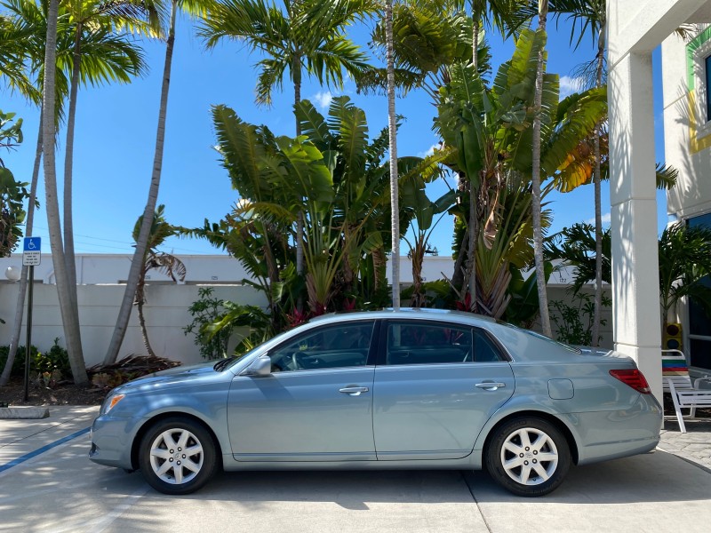 2008 Toyota Avalon XL  SUNROOF 1 OWNER LOW MILES 39,358 in , 