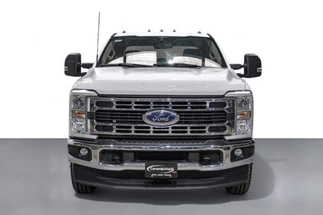 2023 Ford F-350 XLT 3