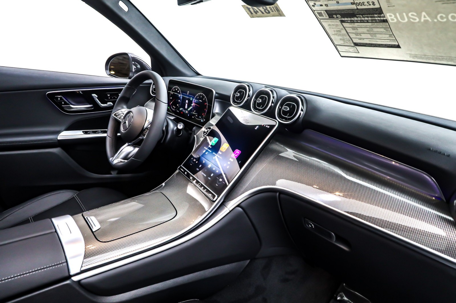 New 2026 Graphite Grey Metallic Mercedes-Benz GLC 300 image 5