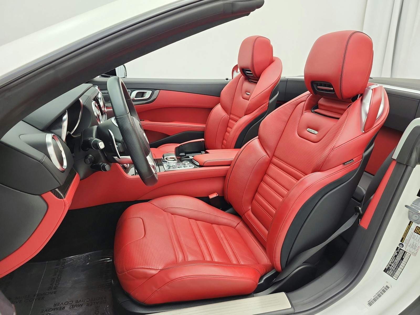 Used 2019 designo Diamond White Metallic Mercedes-Benz AMG® SL 63 Roadster image 10