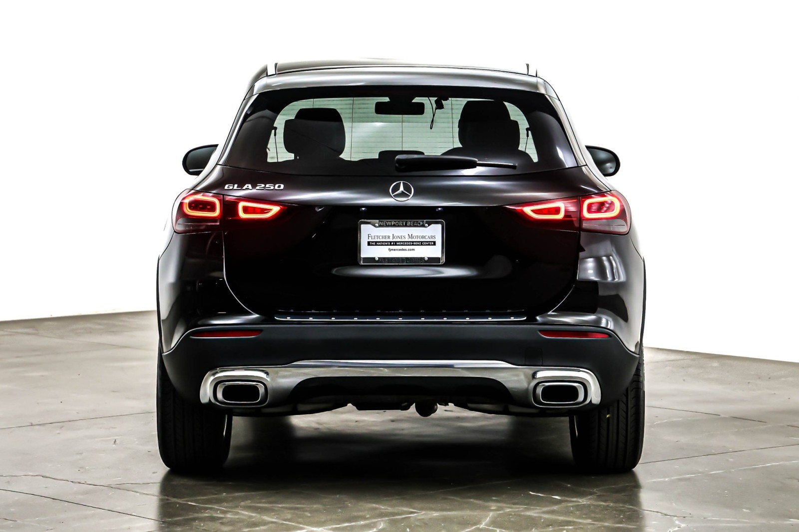 Certified Used 2023 Night Black Mercedes-Benz GLA 250 SUV image 5