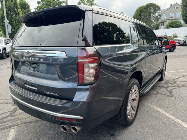 2021 Chevrolet Suburban Premier with Premium Package 5