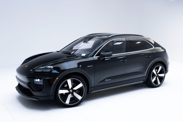 2025  Macan Electric in , 
