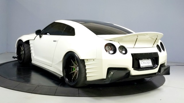 2013 Nissan GT-R Premium 5