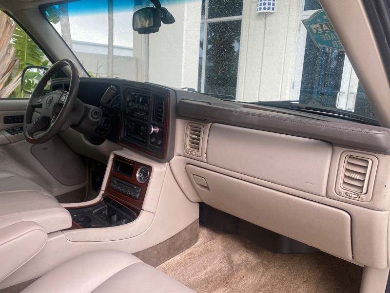 2003 Cadillac Escalade ESV SUV PEARL WHITE 4WD/AWD in , 