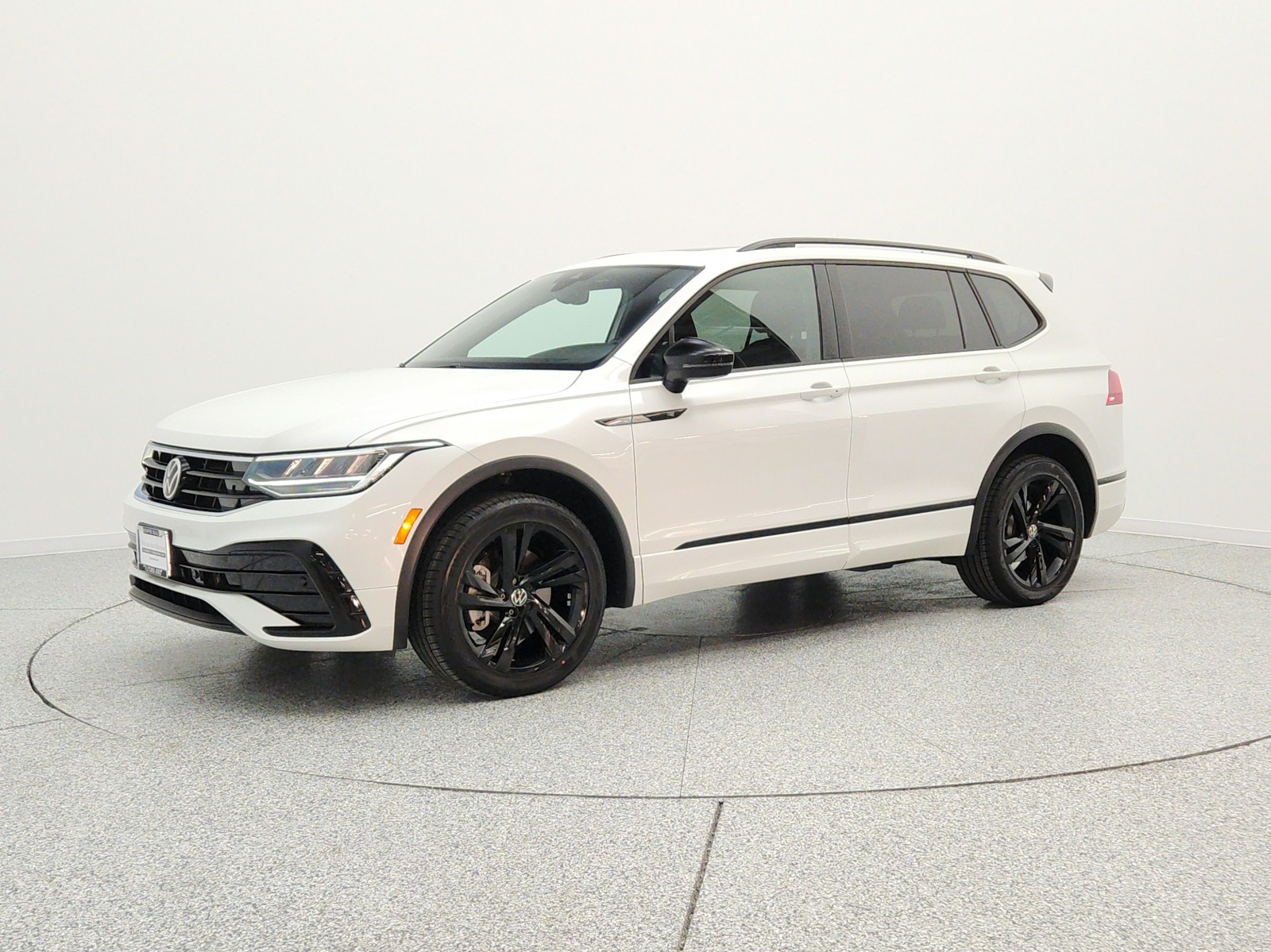 2023 Volkswagen Tiguan 2023 Volkswagen Tiguan 2.0T SE R-Line Black FWD Sport Utility