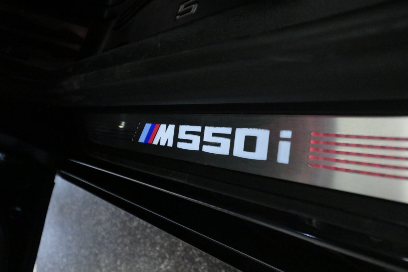 Used Car 2022 Bmw 5 Series  M550i Xdrive For Sale Under $60,000 In Austin, Texas