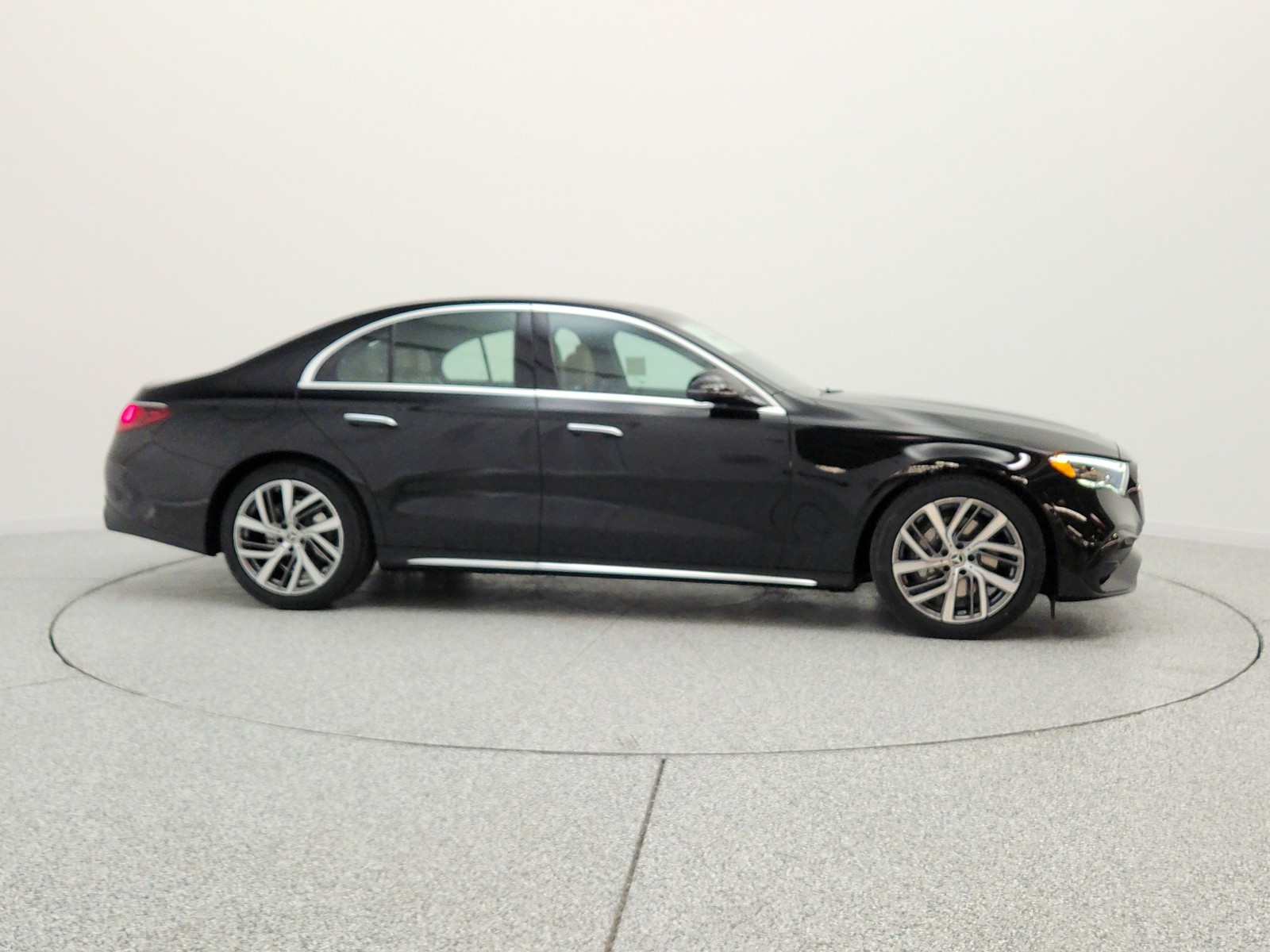 New 2026 Black Mercedes-Benz E 350 RWD Sedan image 4