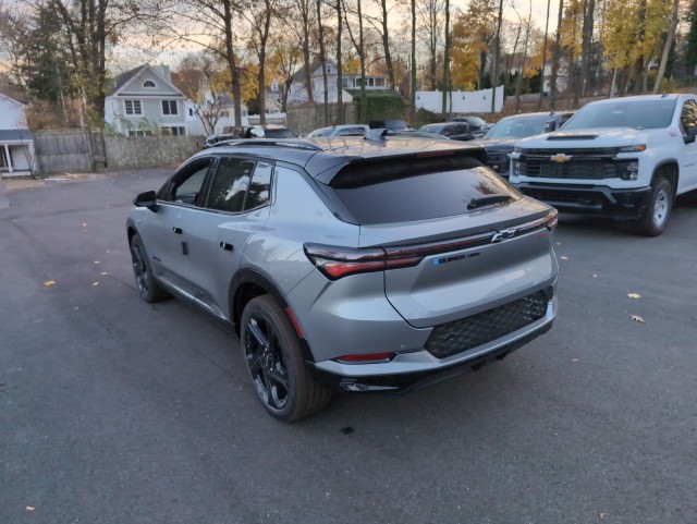 2024 Chevrolet Equinox EV RS 8