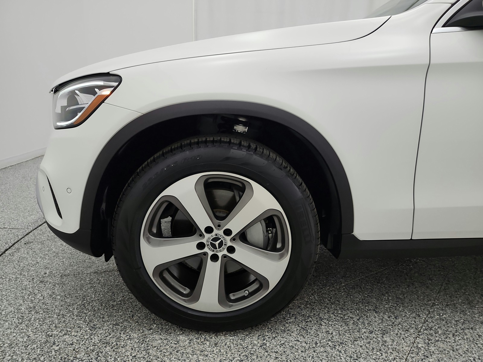 Used 2022 Polar White Mercedes-Benz GLC 300 SUV image 17