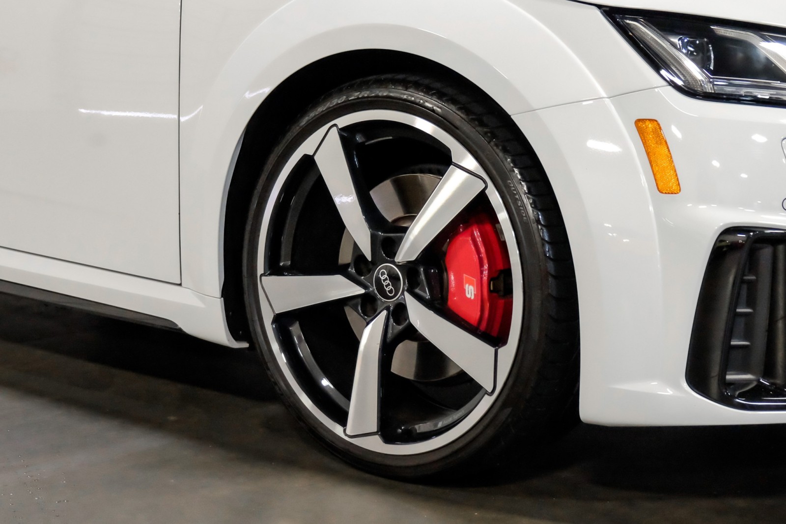 2022 Audi TTS Coupe quattro RedLthrPkg BlackOpticPkg LEDLightingPkg Na 44