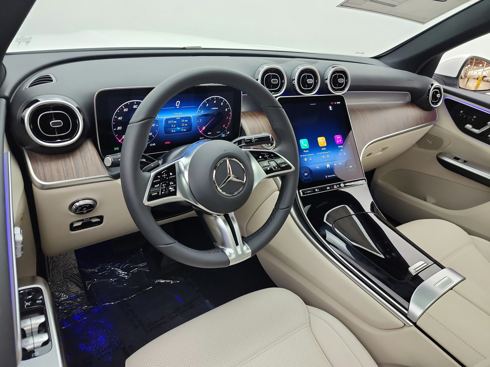 New 2027 Polar White Mercedes-Benz GLC 300 SUV image 9