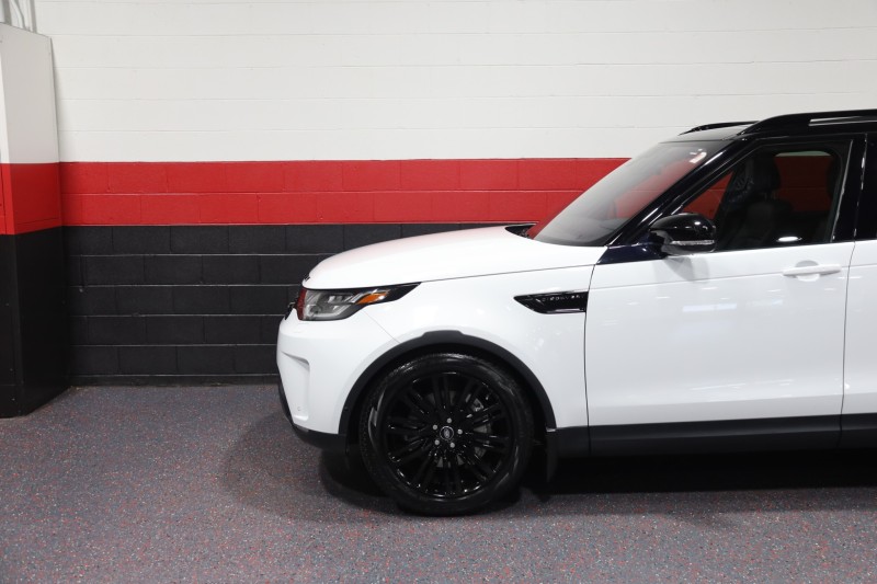 2019 Land Rover Discovery HSE Supercharged 4dr SUV in , 