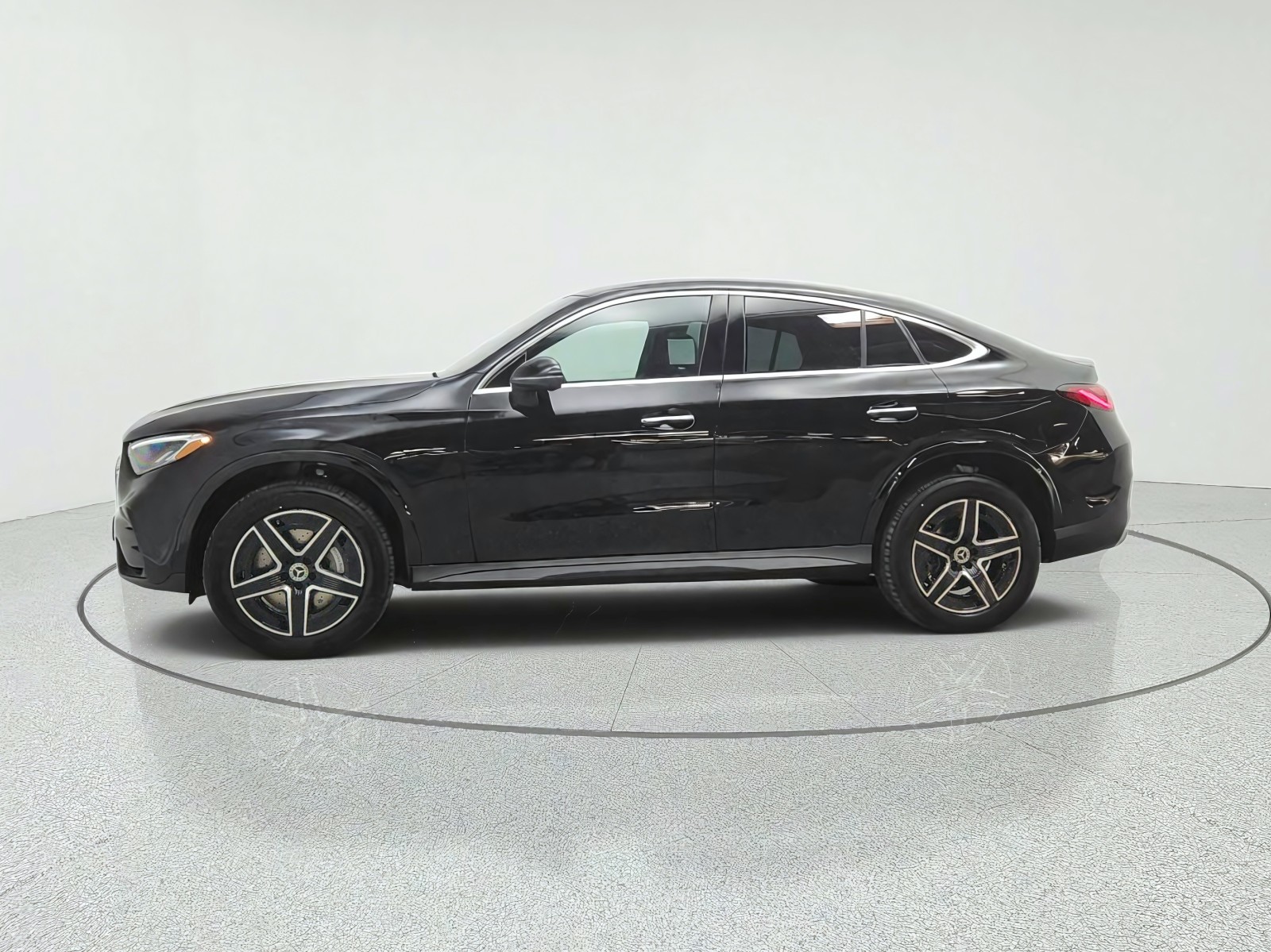 New 2027 Black Mercedes-Benz GLC 300 4MATIC® Coupe image 8