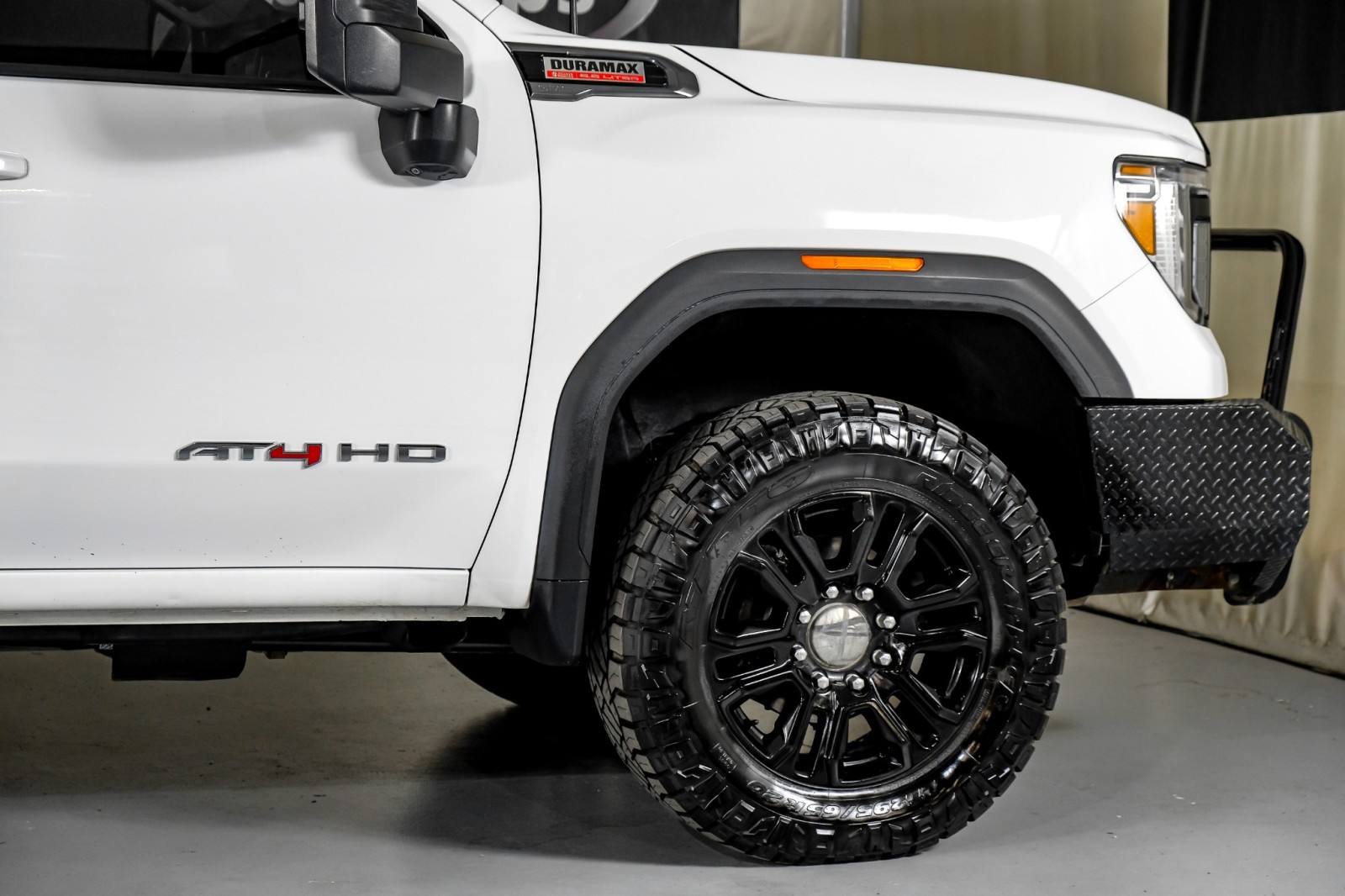 2020 GMC Sierra 2500HD AT4 7