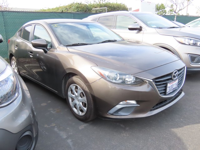 2015 Mazda Mazda3 i Sport