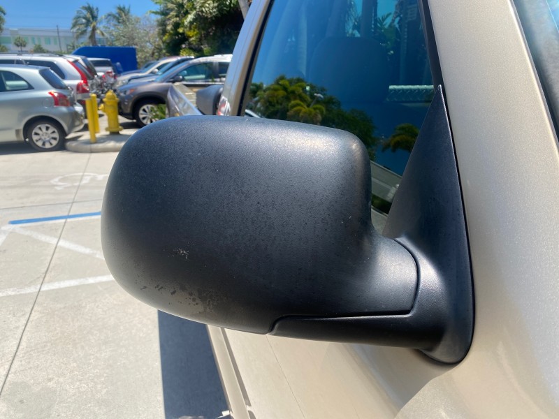 2005 GMC Sierra 1500 LOW MILES 83837 AC NO ACCIDENTS in ,