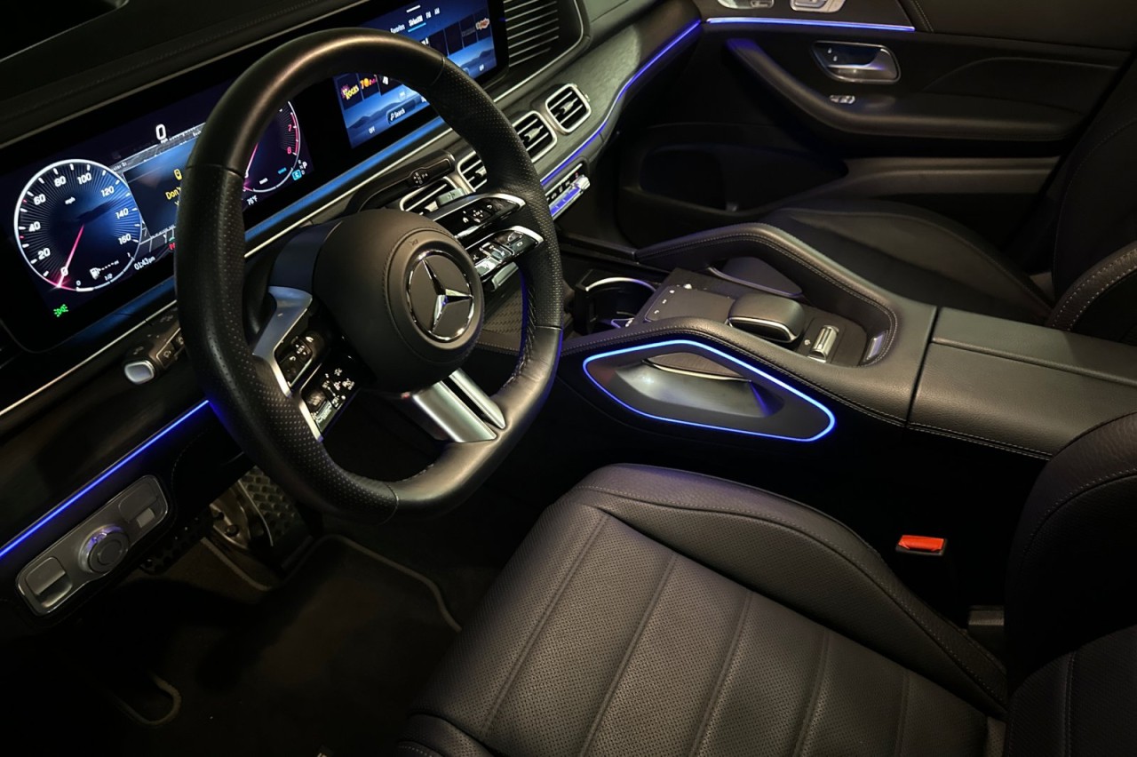 Used 2026 Black Mercedes-Benz GLS 580 image 9