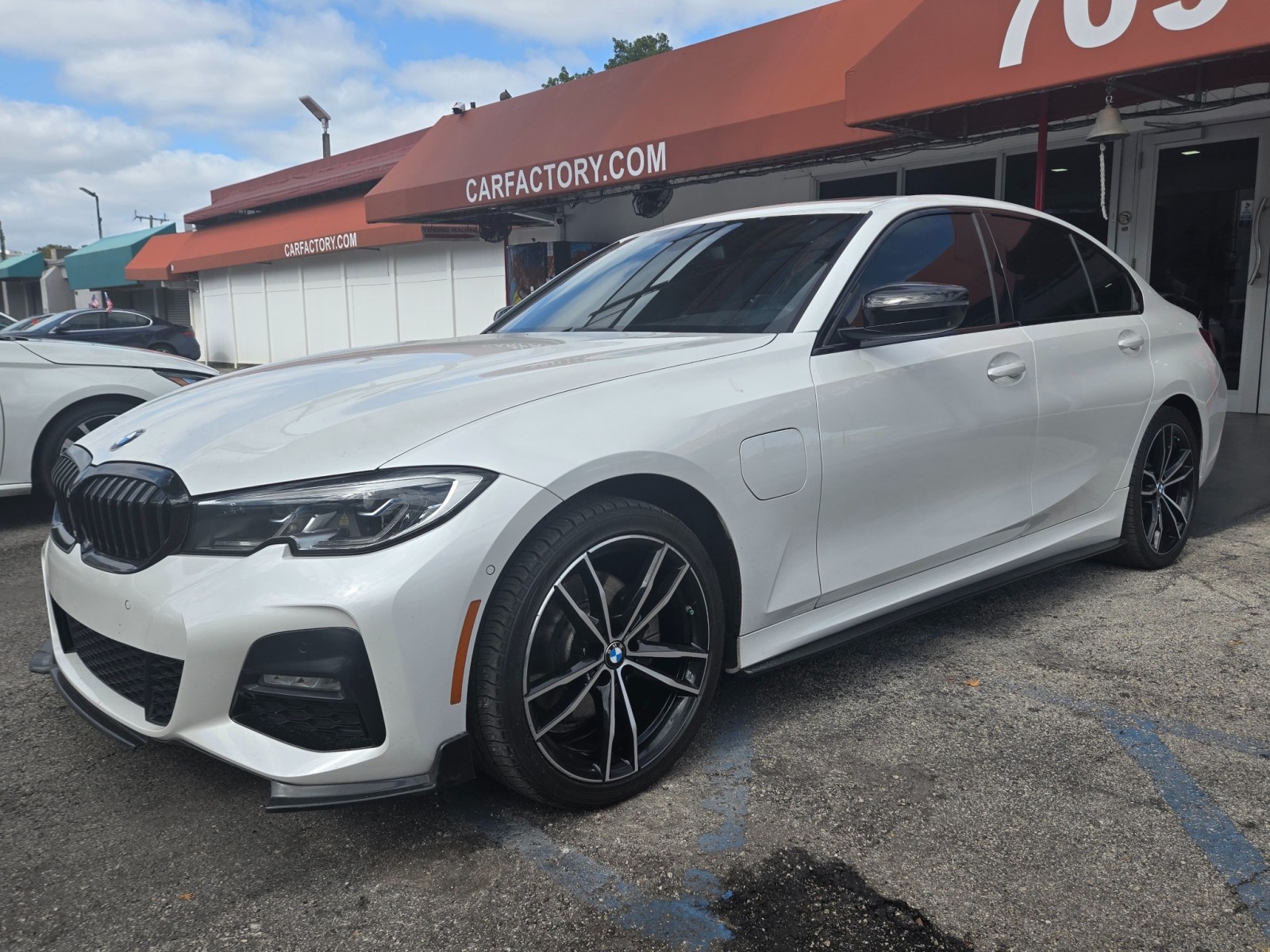 2021 BMW 330e - $18,988