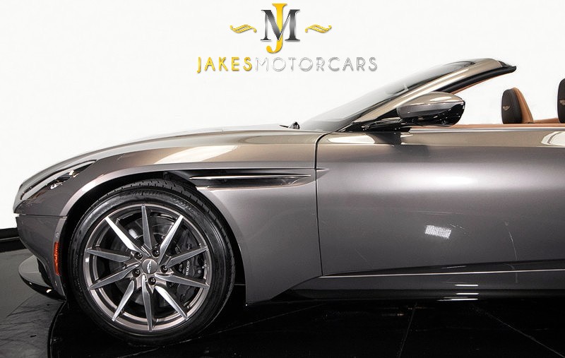 2019 Aston Martin DB11 V8 Volante ($265,051 MSRP!!) *ONLY 7600 MILES* *RARE COLOR* in , 