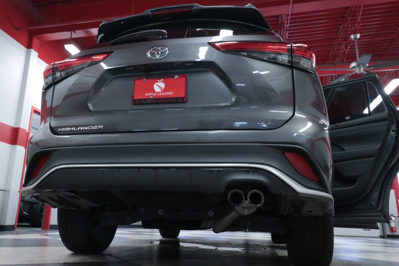 Used Car 2022 Toyota Highlander  Xse For Sale Under $35,000 In Austin, Texas