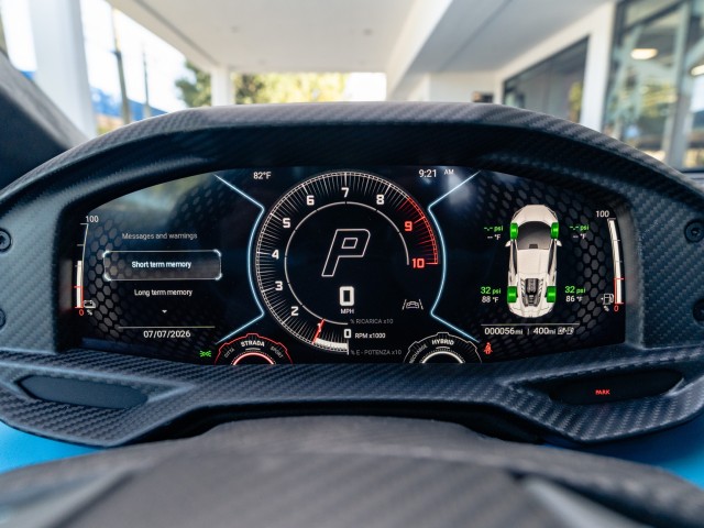 Lamborghini Revuelto