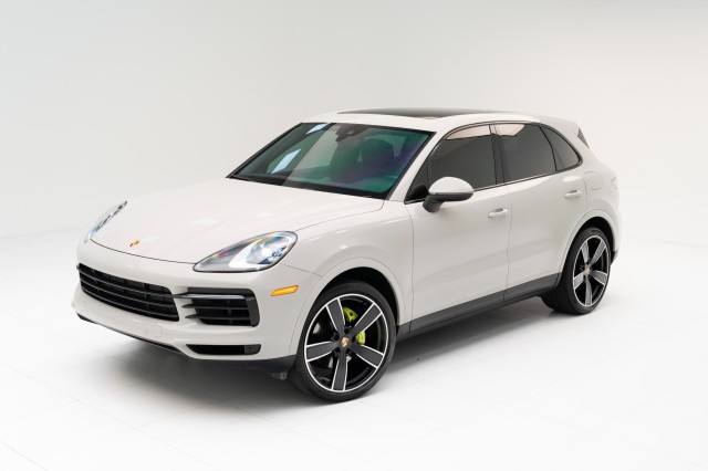 2022  Cayenne E-Hybrid in , 