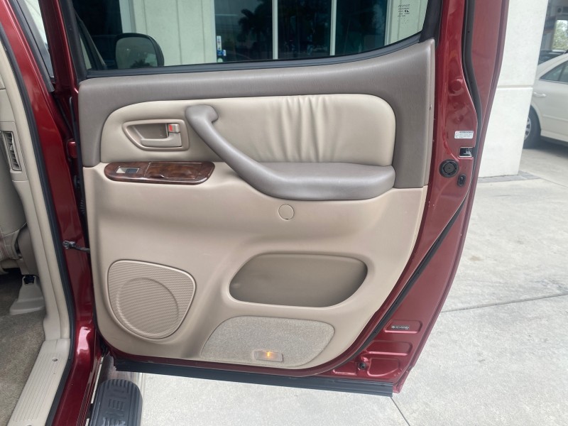 2006 Toyota Tundra SR5 4 DR CREW LOW MILES 93,838 in ,