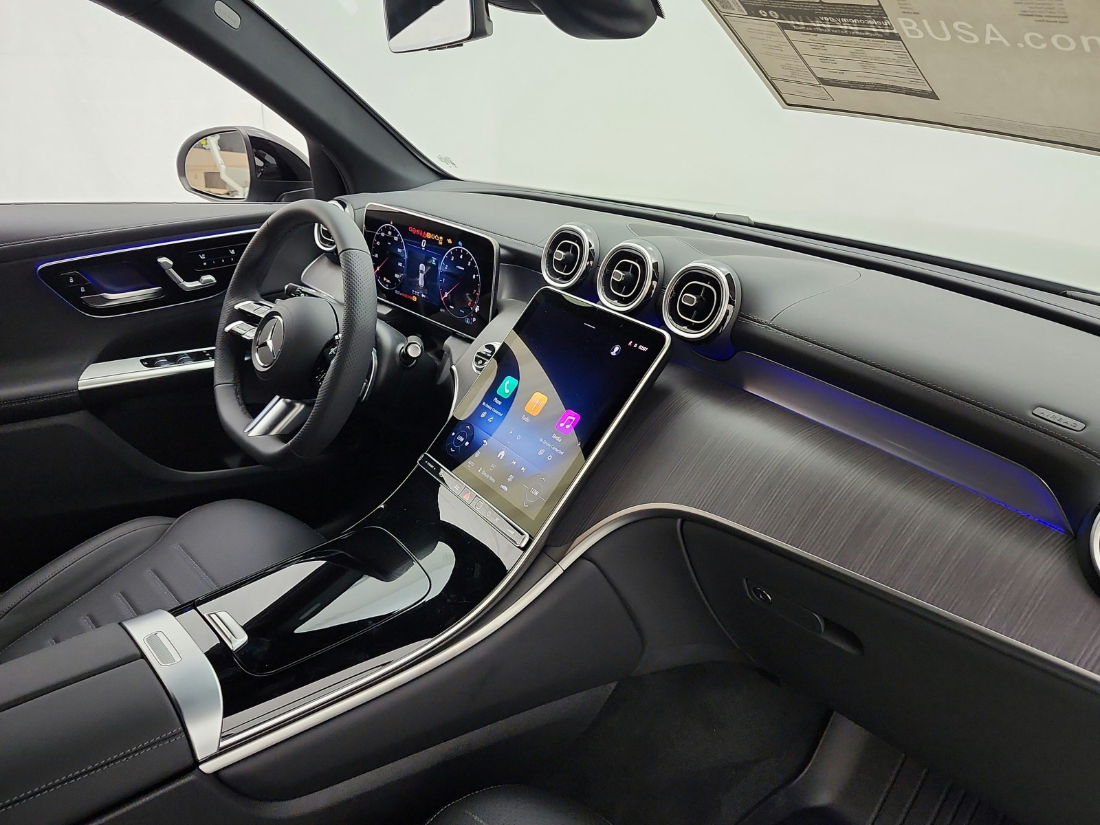 New 2026 MANUFAKTUR Alpine Grey Mercedes-Benz GLC 300 image 15