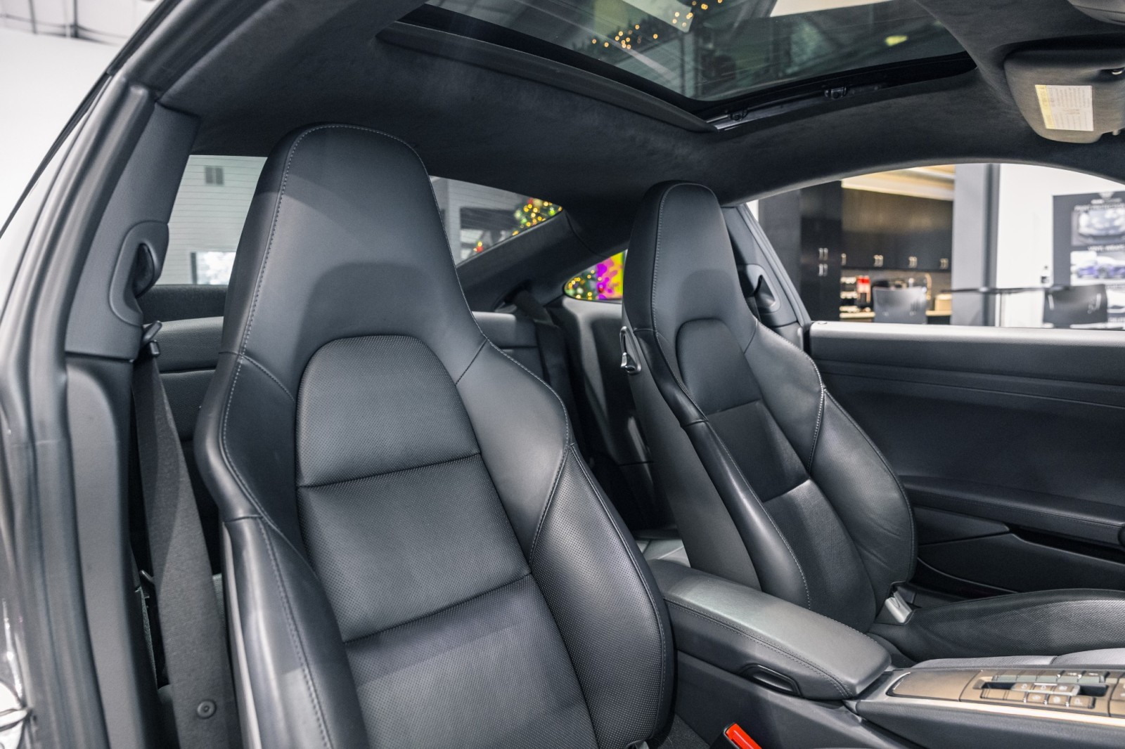 Used Car 2019 Porsche 911  Carrera S - Sport Chrono Package - Sport Exhaust - Bose Surround Sound For Sale Under $130,000 In Boerne, Texas