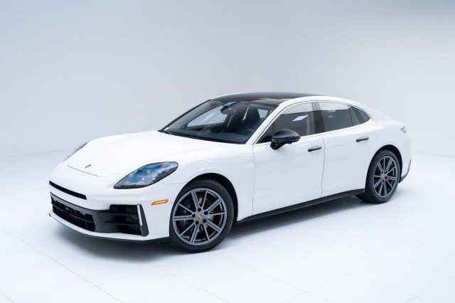 2024  Panamera 4 in , 