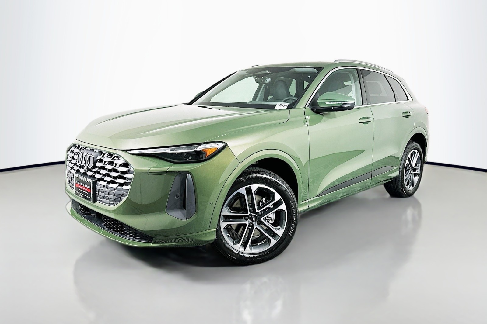 2025 Audi Q5 Premium Plus