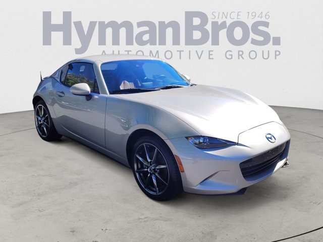 Gray (Platinum Quartz Metallic) 2022 Mazda MX-5 Miata Convertible Rear-Wheel Drive Automatic