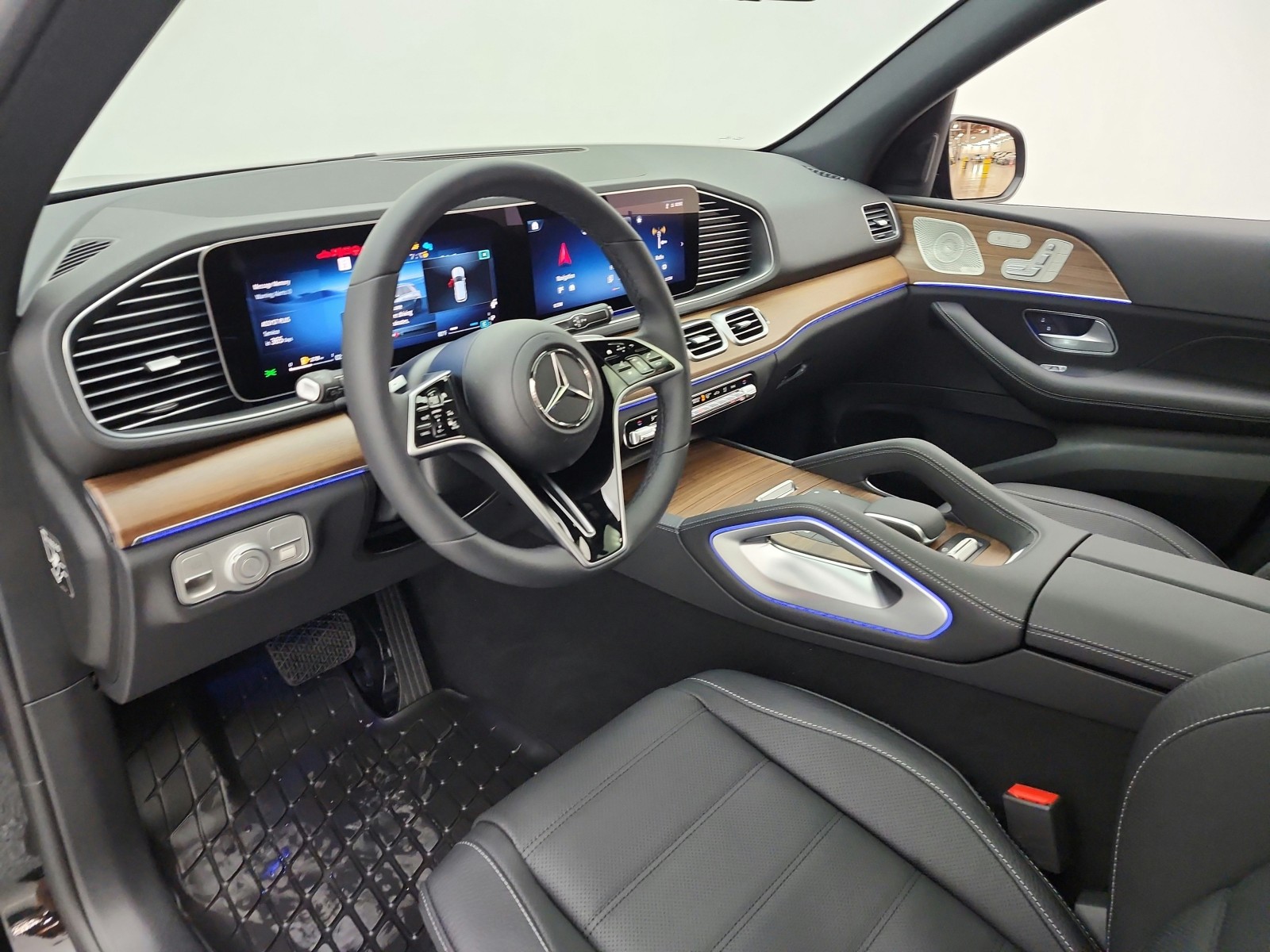 New 2026 Obsidian Black Metallic Mercedes-Benz GLE 580 4MATIC® SUV image 10