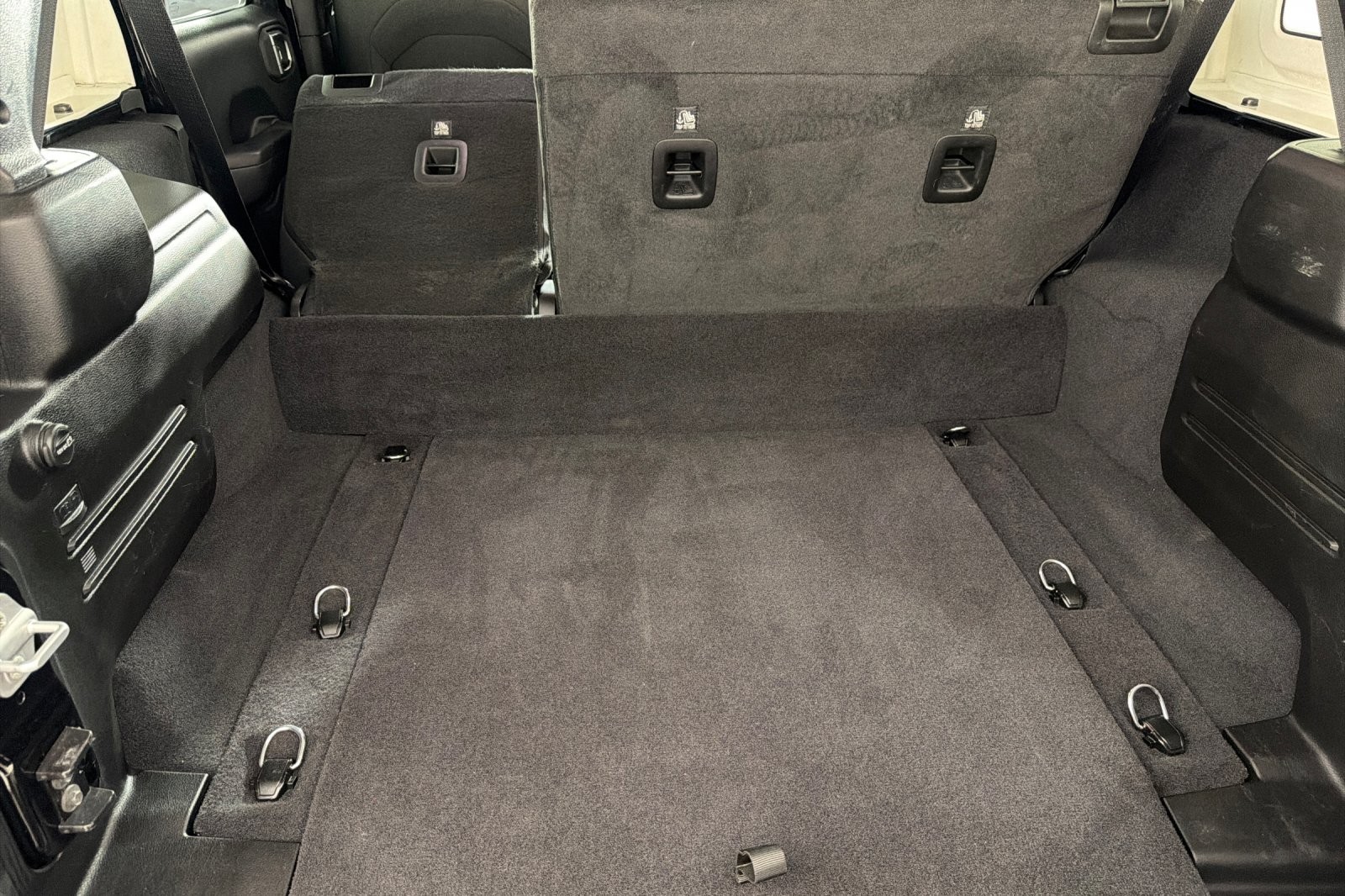 Used 2025 BLACK CLEAR COAT Jeep Sport S 4x4 image 14