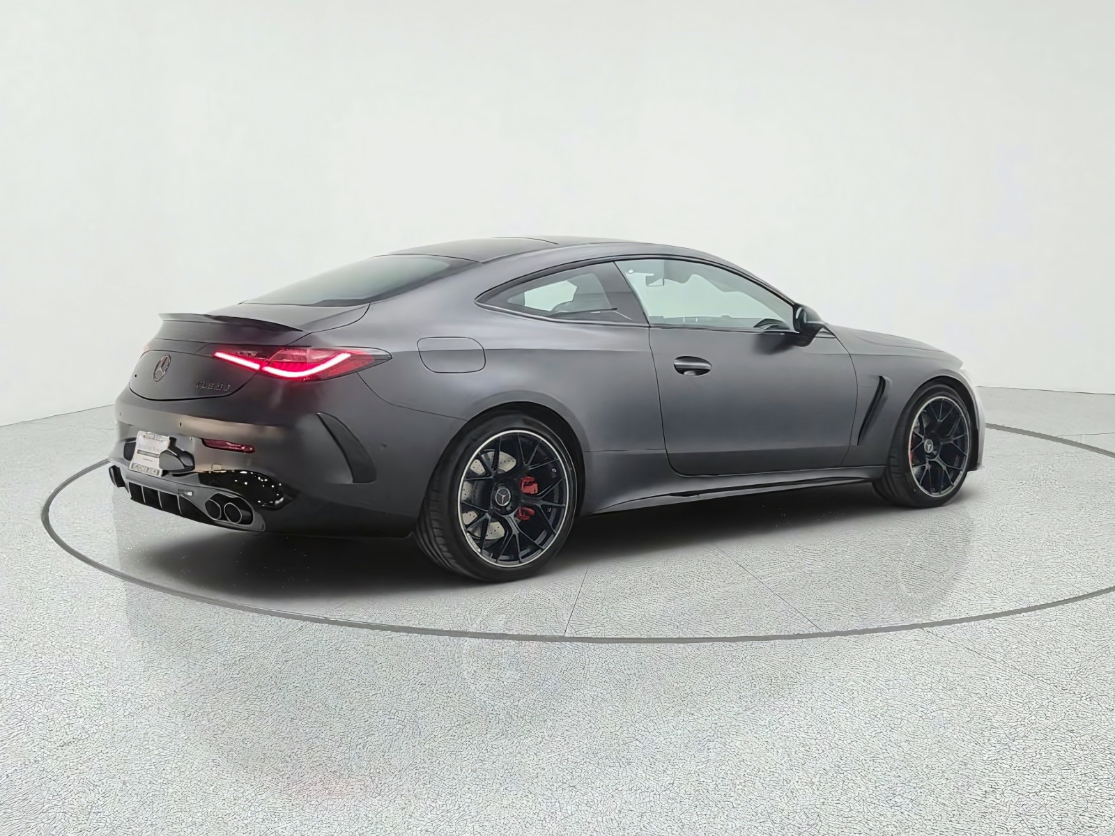 New 2027 MANUFAKTUR Graphite Grey Magno Mercedes-Benz AMG® CLE 53 4MATIC+ Coupe image 5
