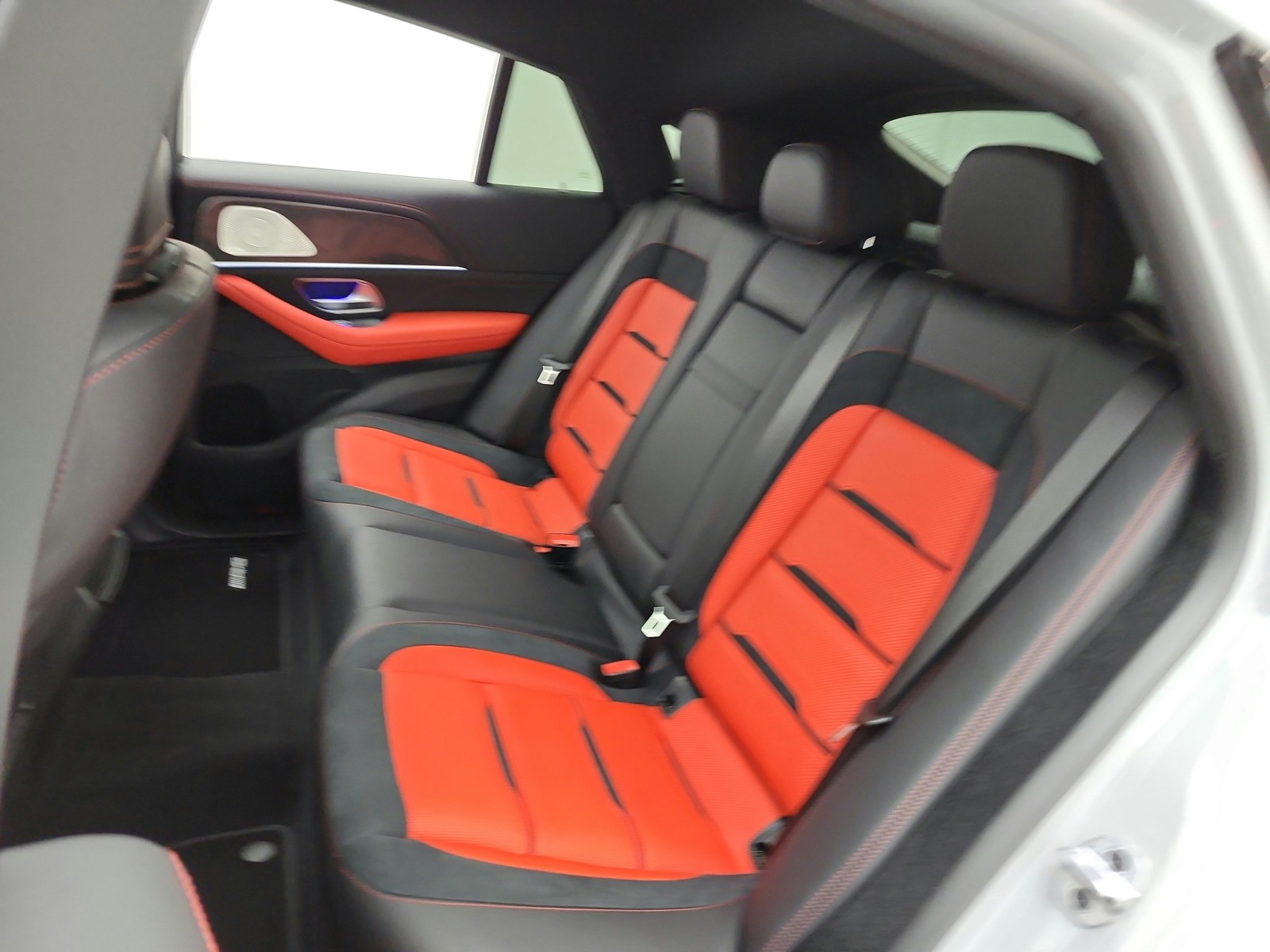 New 2026 MANUFAKTUR Alpine Grey Mercedes-Benz AMG® GLE 53 image 11