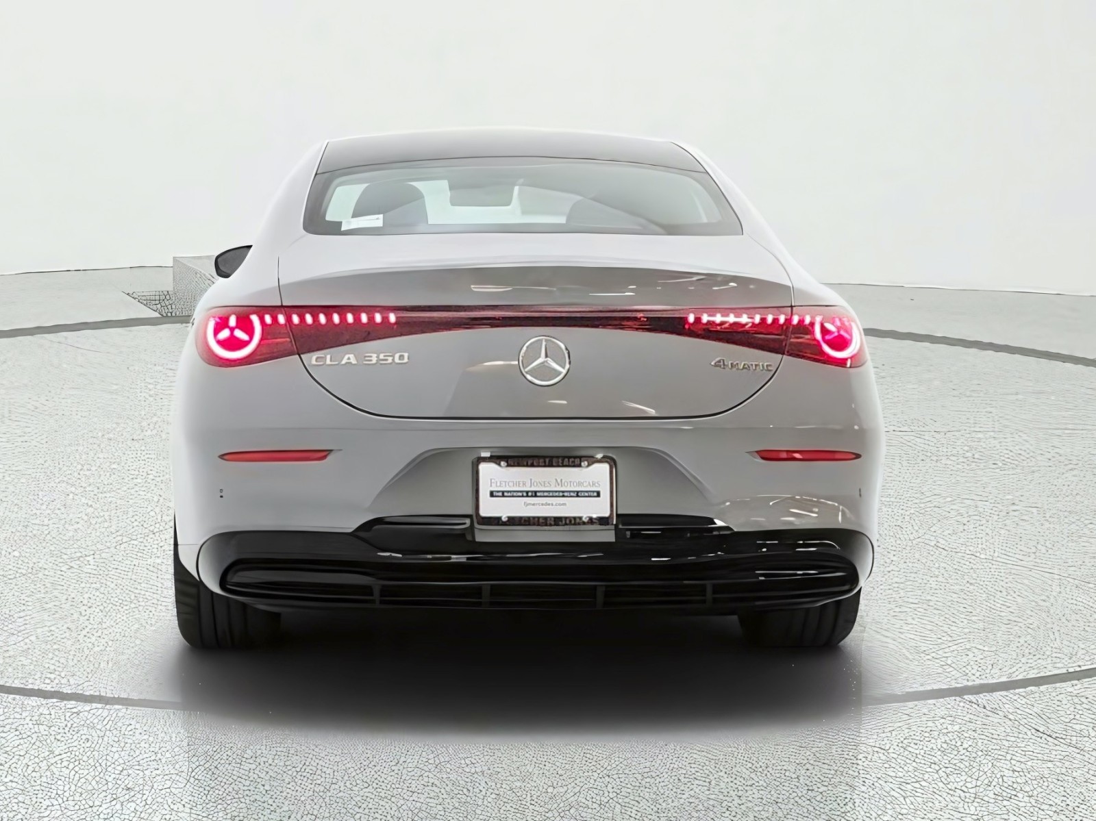 New 2027 MANUFAKTUR Alpine Grey Mercedes-Benz CLA 350 Electric 4MATIC® image 6