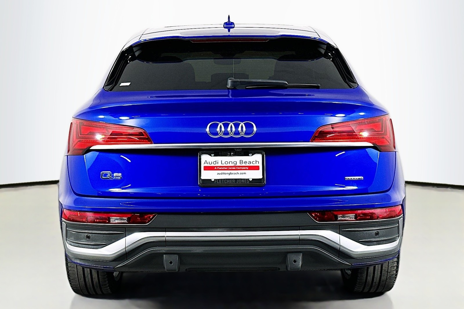 Used 2021 Ultra Blue Metallic Audi Premium Plus image 3