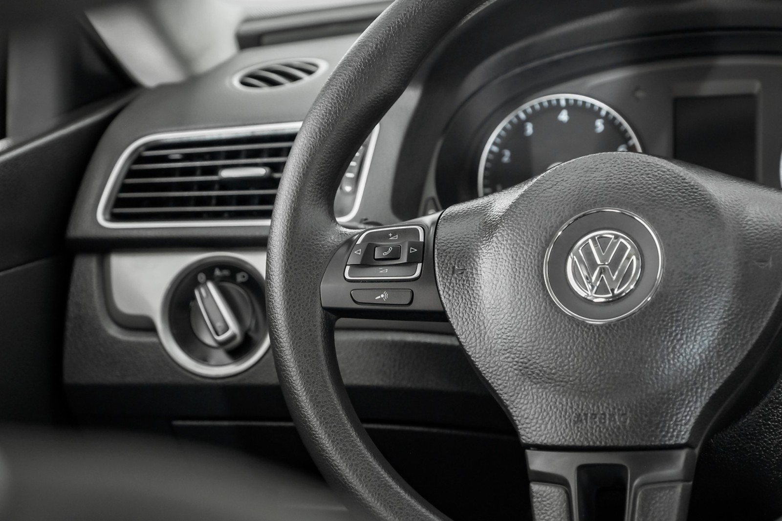 2015 Volkswagen Passat 1.8T S AUTOMATIC CRUISE CONTROL STEERING WHEEL CON 22