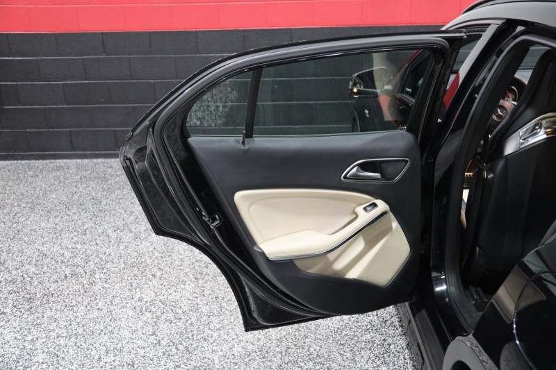 2018 Mercedes-Benz AMG GLA 45 4MATIC Performance Pkg 4dr Suv in , 