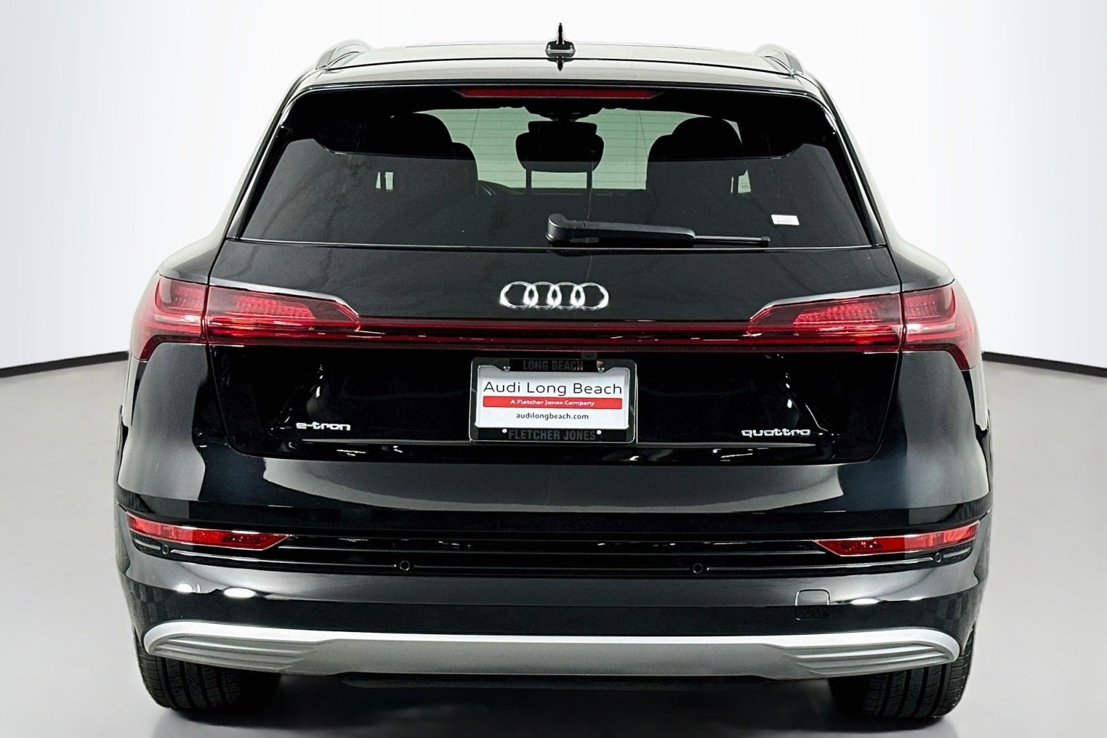 Used 2022 Brilliant Black Audi Premium image 3