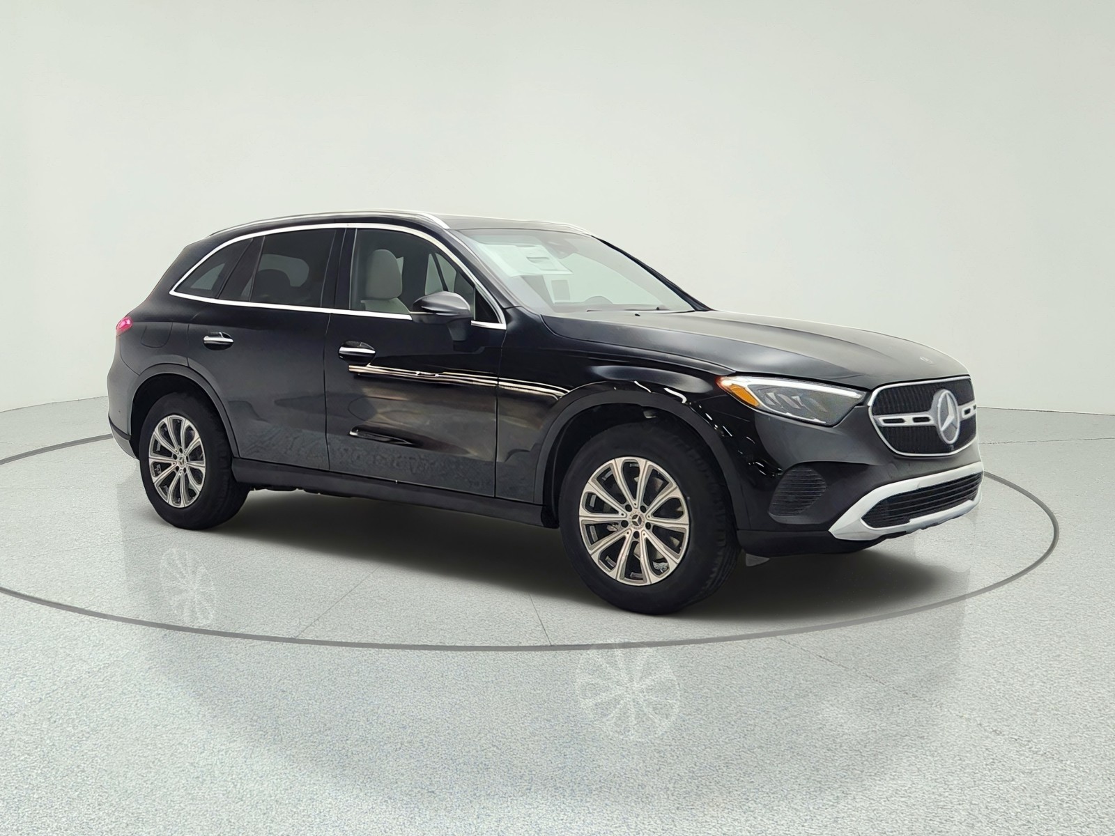 New 2027 Black Mercedes-Benz GLC 300 SUV image 3